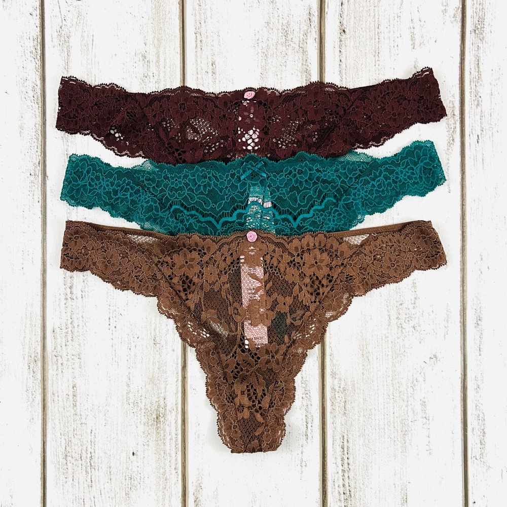 Victoria’s Secret Dream Angels Thong Bundle Medium